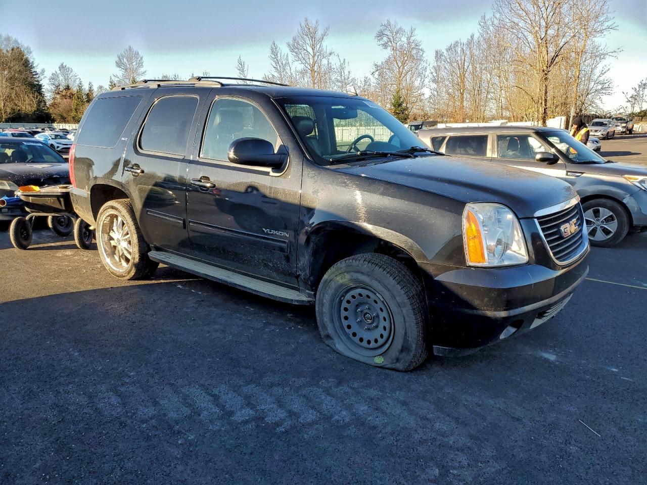 GMC Yukon Slt Image 2