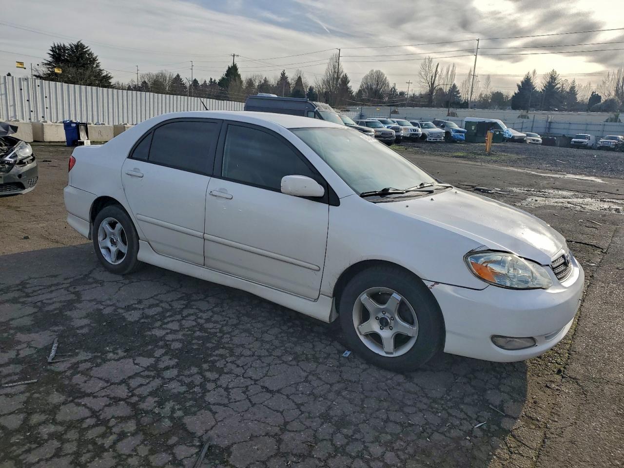 Toyota Corolla Ce Image 3