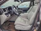 Toyota Highlander Se Image 8