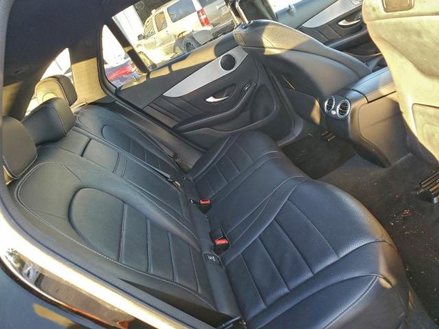 Mercedes-Benz GLC 300 Image 9