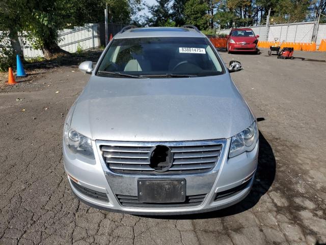 Volkswagen Passat 2.0t Wagon Value Image 12