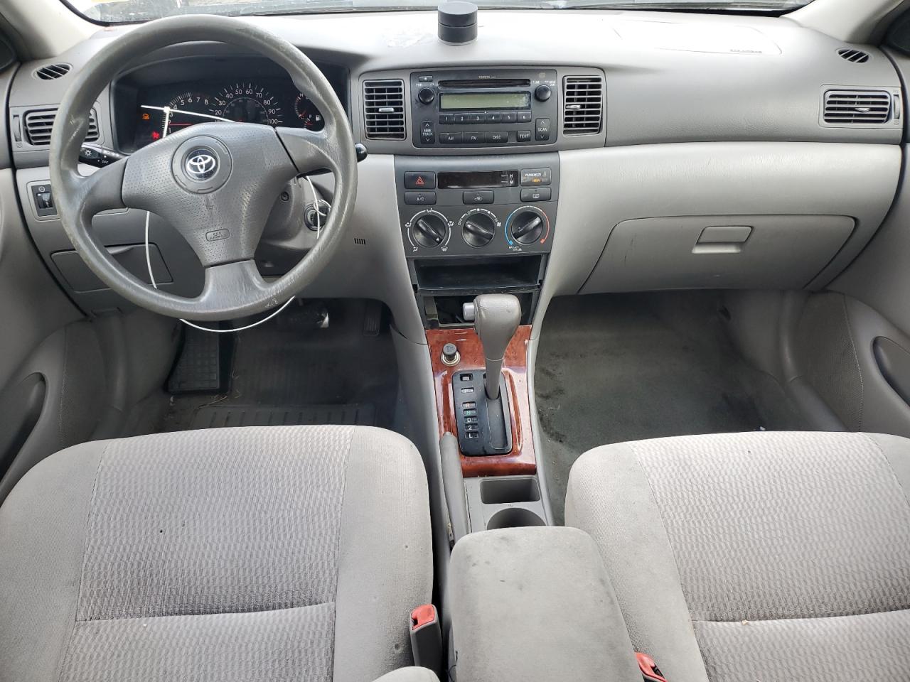 Toyota Corolla Ce Image 6