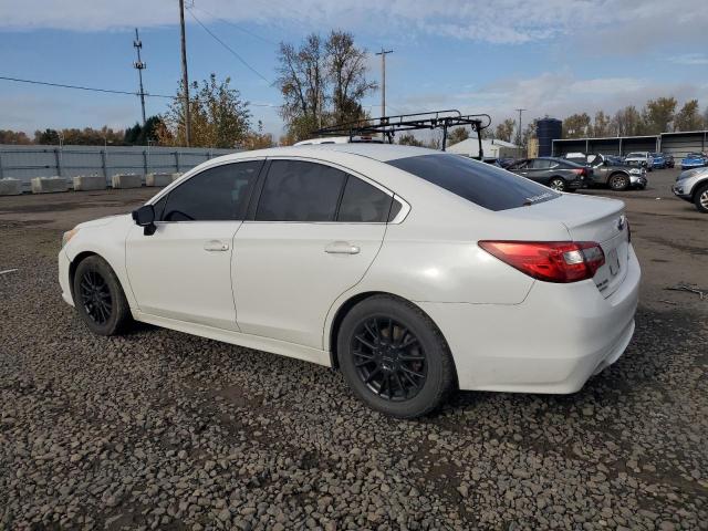 Subaru Legacy 2.5i Image 9