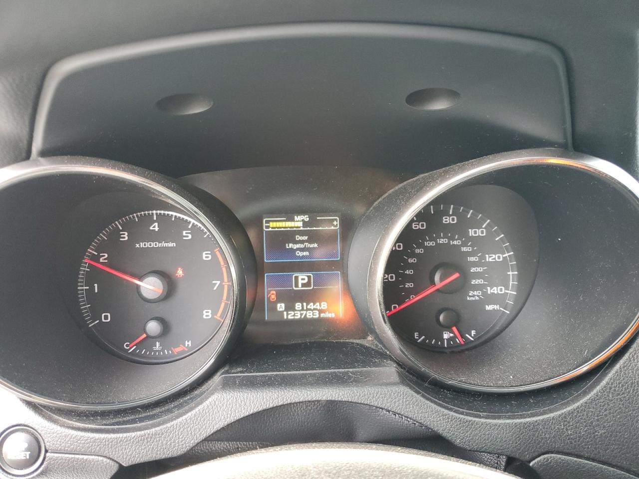 Subaru Legacy 2.5i Image 3