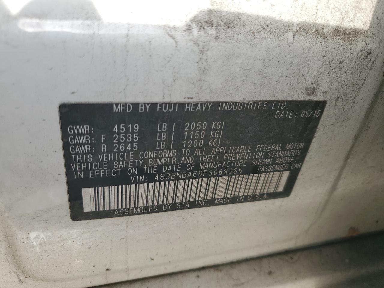 Subaru Legacy 2.5i Image 12