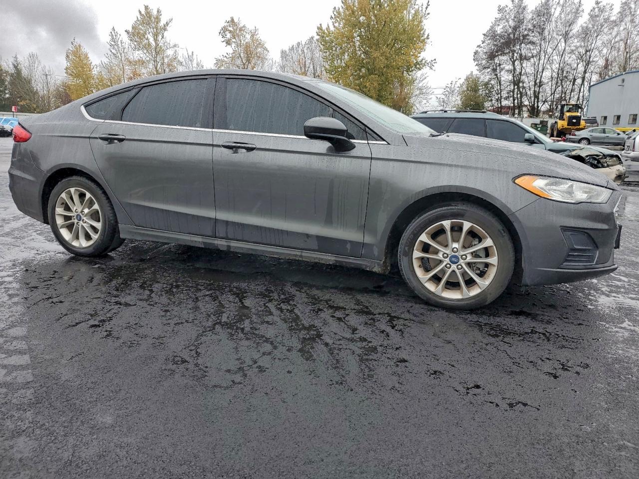 Ford Fusion Se Image 7