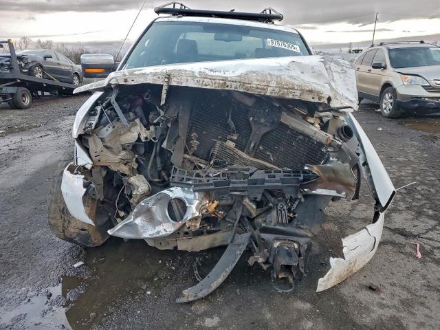 Ford F-150 Supercrew Image 4