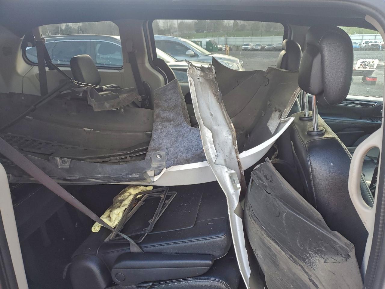 Dodge Caravan Sxt Image 2