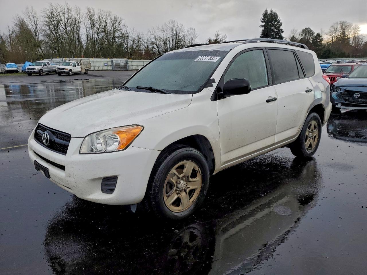 Toyota RAV4 Image 1