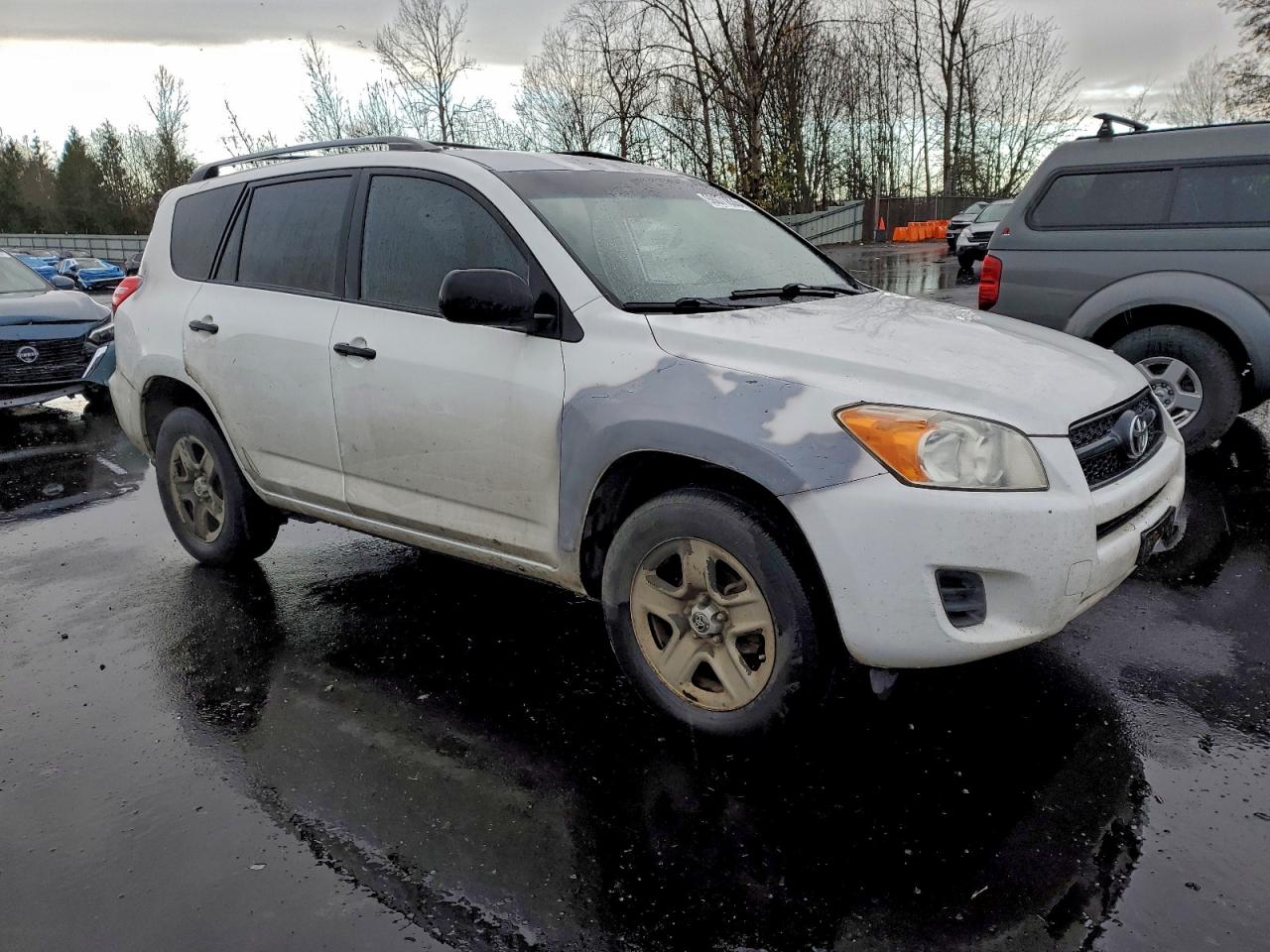 Toyota RAV4 Image 11