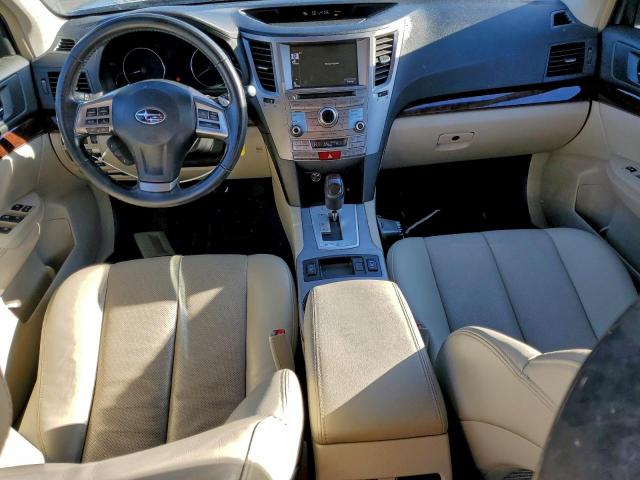 Subaru Legacy 2.5i Limited Image 8