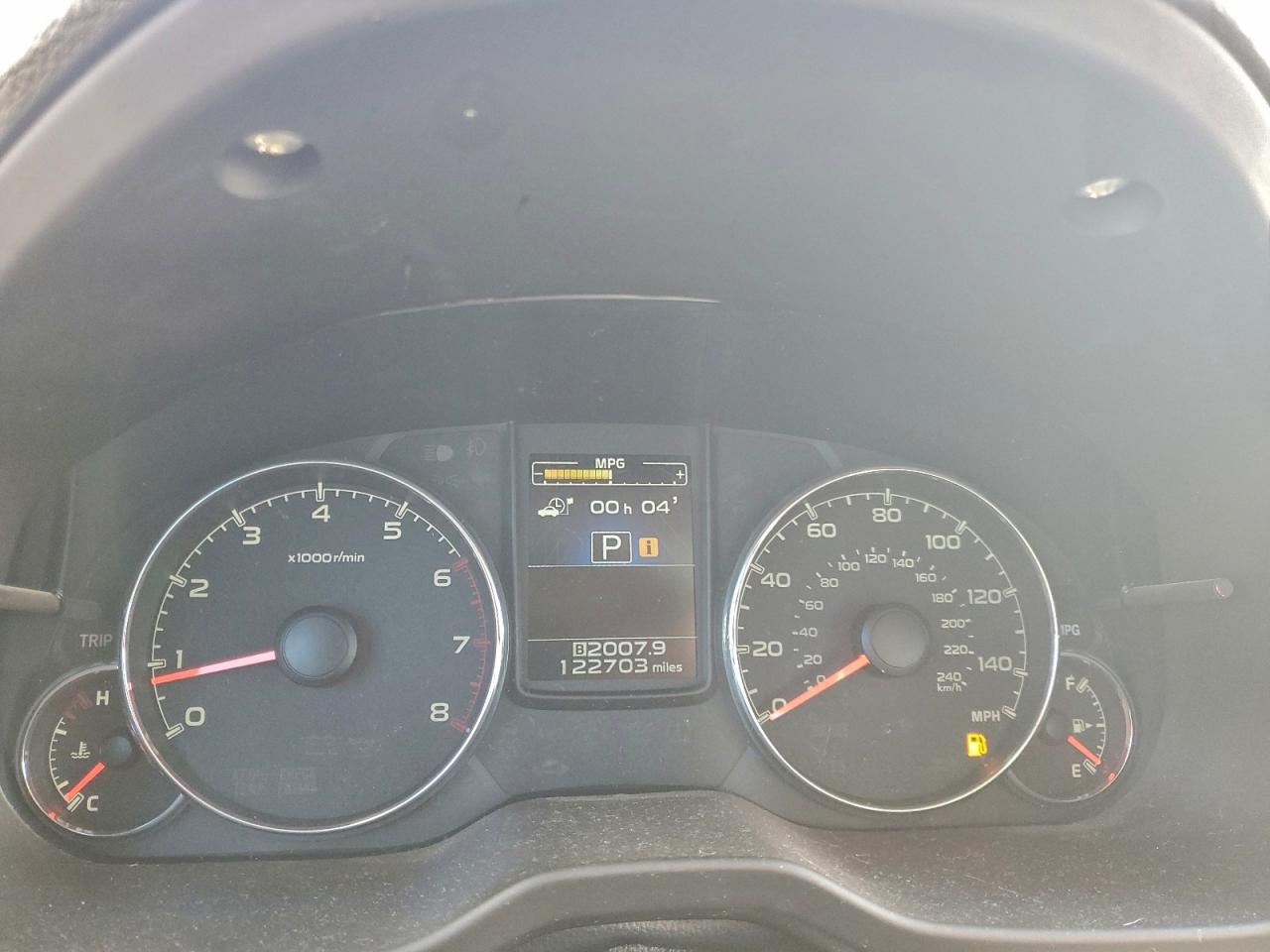 Subaru Legacy 2.5i Limited Image 9