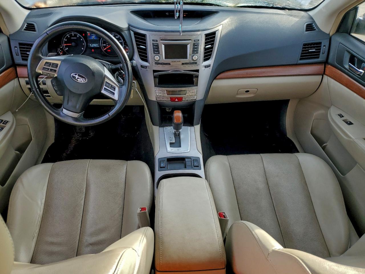 Subaru Outback 2.5i Limited Image 8