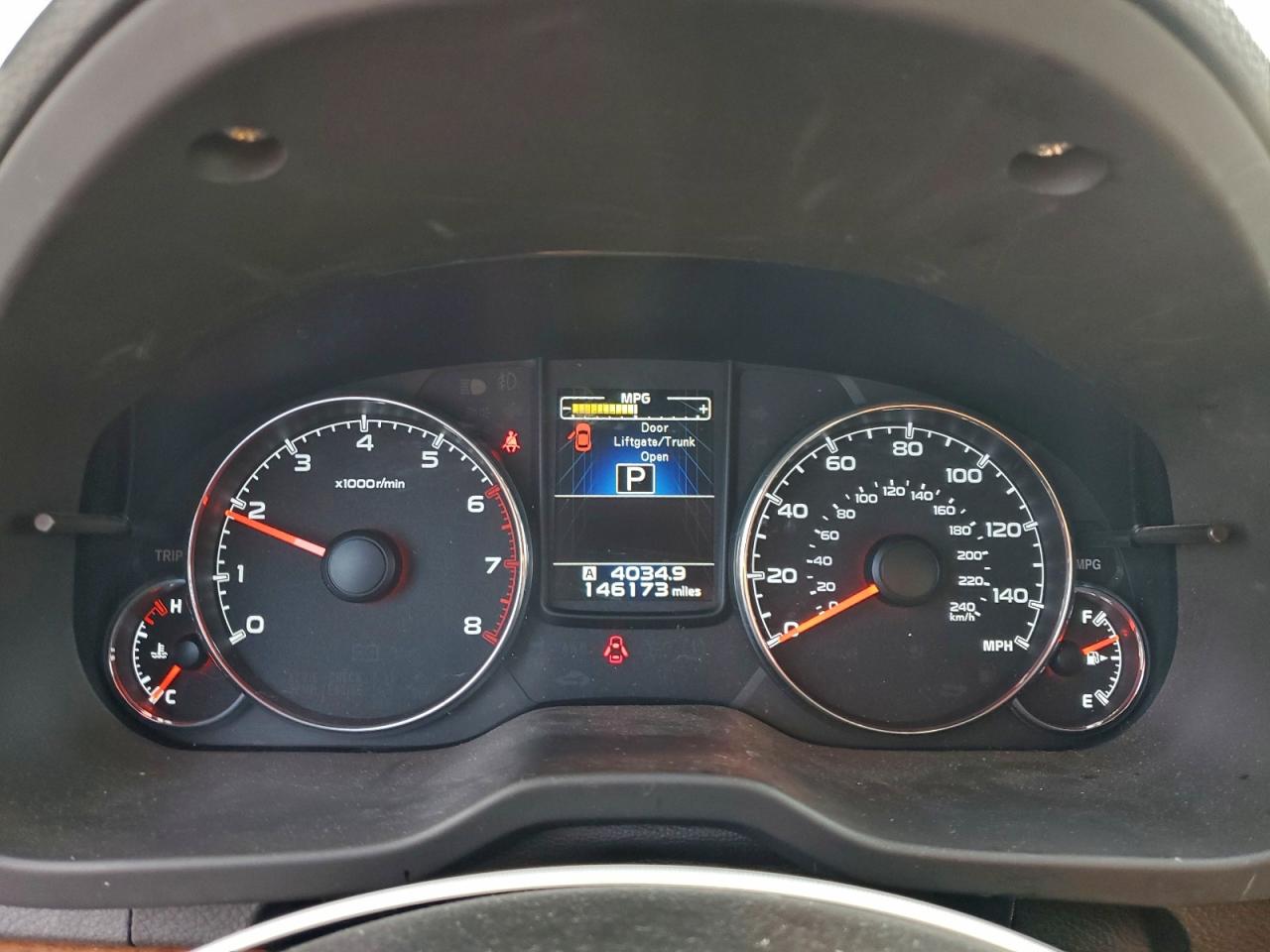 Subaru Outback 2.5i Limited Image 6