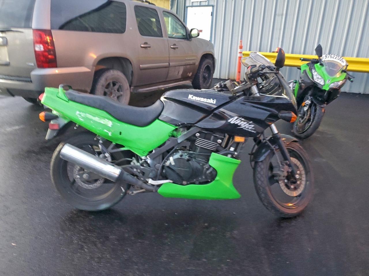 Kawasaki Ex D Image 1