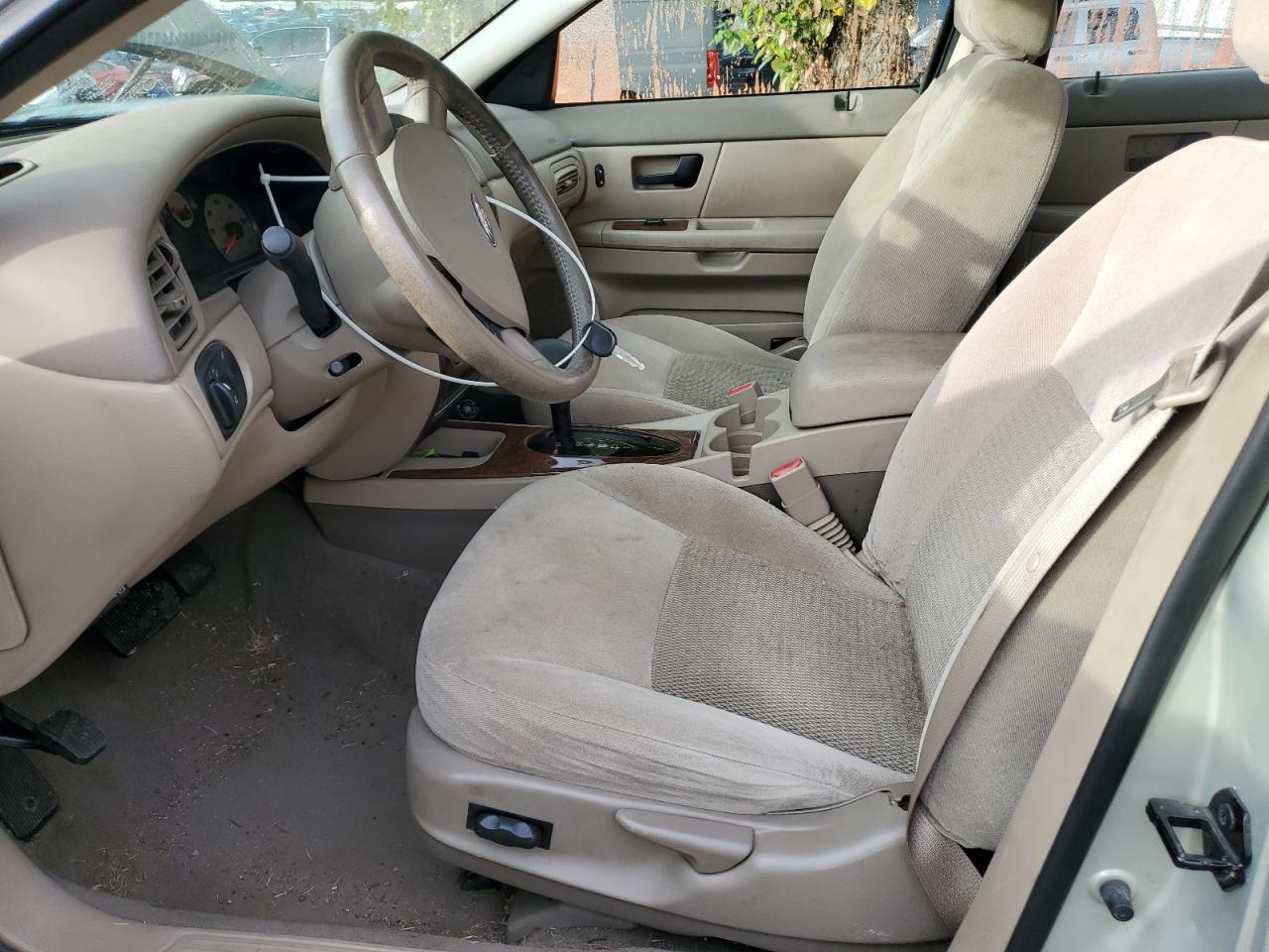 Ford Taurus Sel Image 10