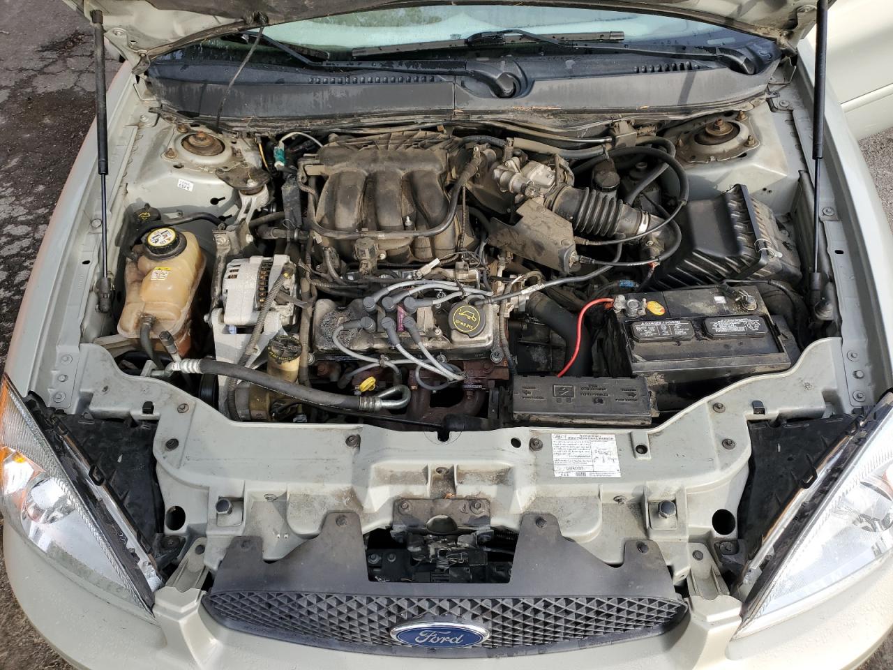 Ford Taurus Sel Image 8