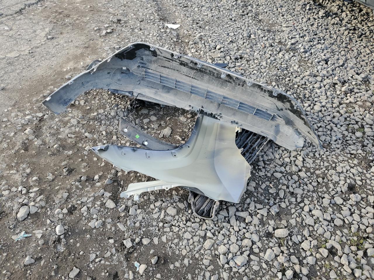 Toyota RAV4 Xle Premium Image 6