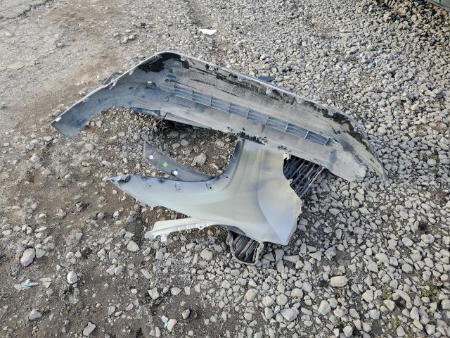 Toyota RAV4 Xle Premium Image 6