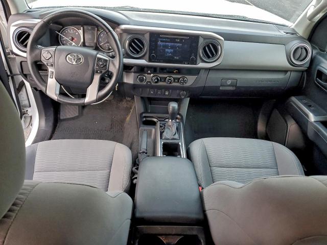 Toyota Tacoma Double Cab Image 6