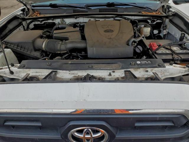Toyota Tacoma Double Cab Image 7