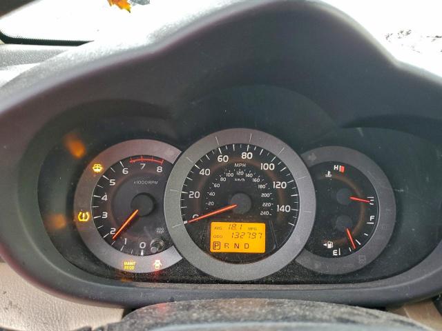 Toyota RAV4 Image 12