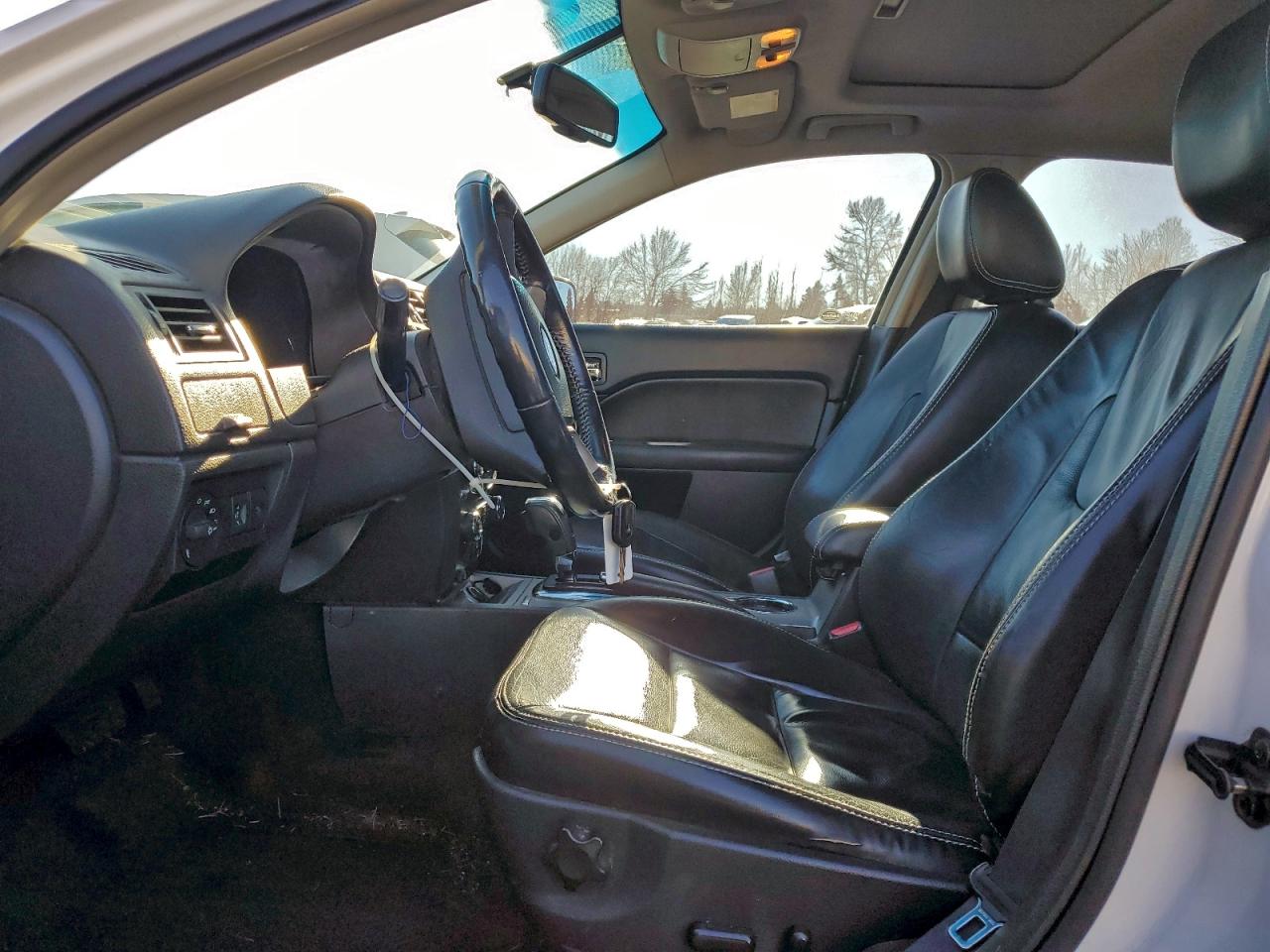 Ford Fusion Sel Image 6