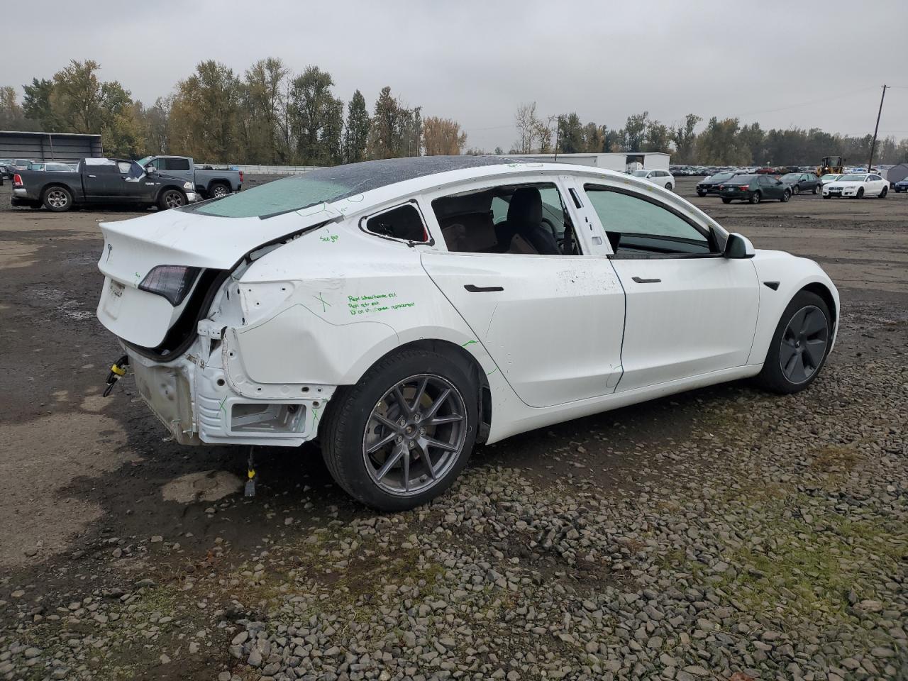 Tesla Model 3 Image 6