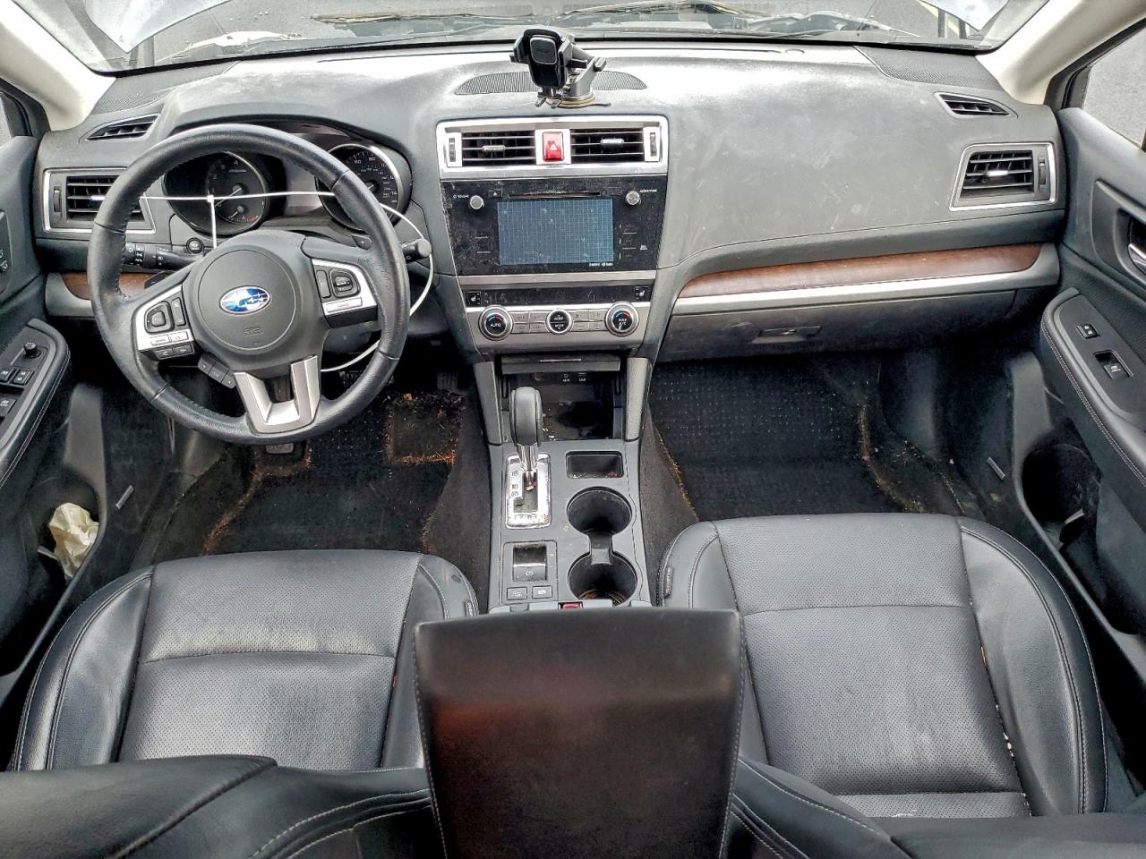 Subaru Outback 2.5i Limited Image 10