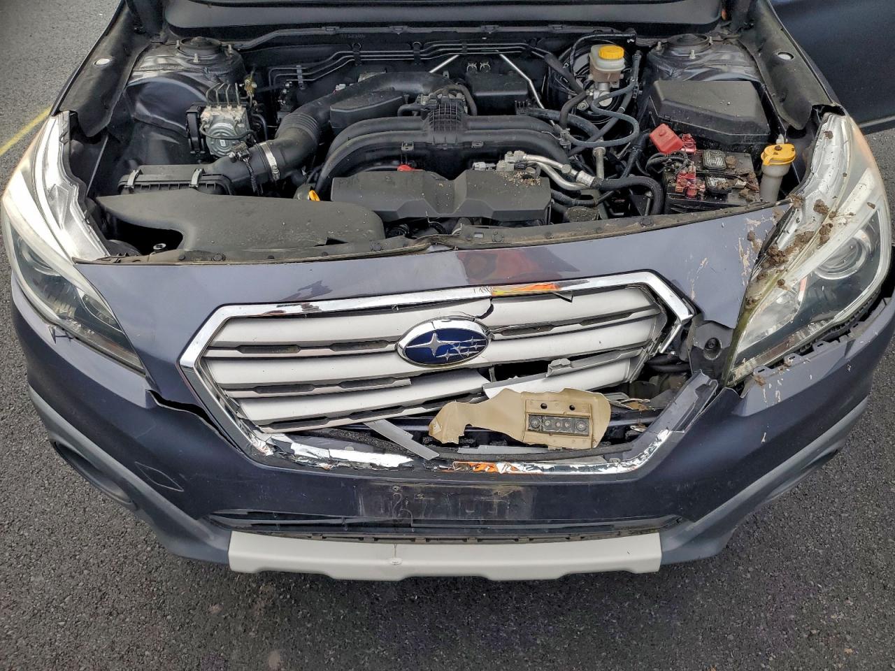Subaru Outback 2.5i Limited Image 6