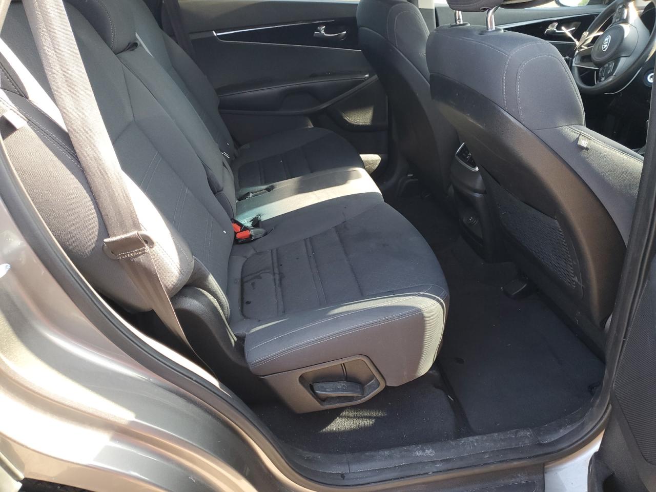 Kia Sorento Lx Image 13