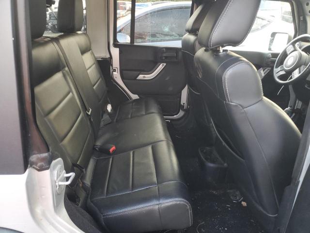 Jeep Wrangler Rubicon Image 12