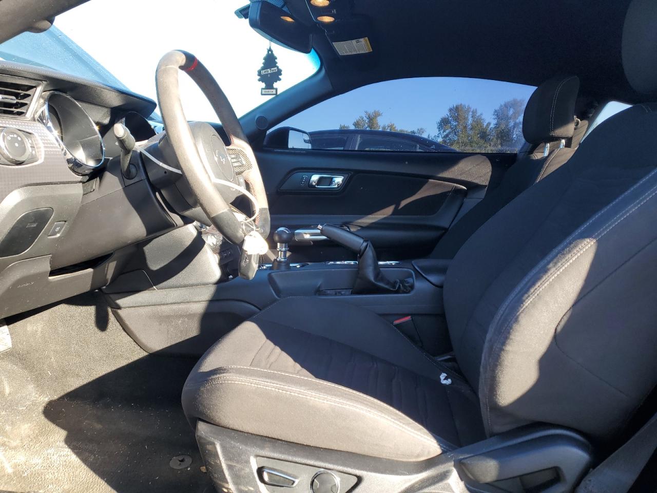 Ford Mustang Gt Image 7