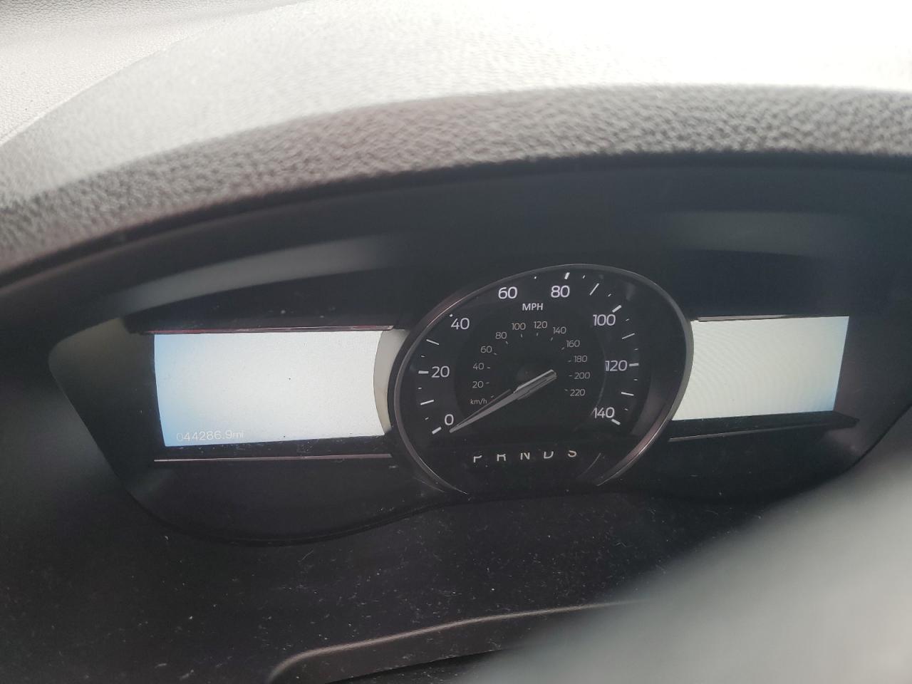 Ford Explorer Limited Image 5