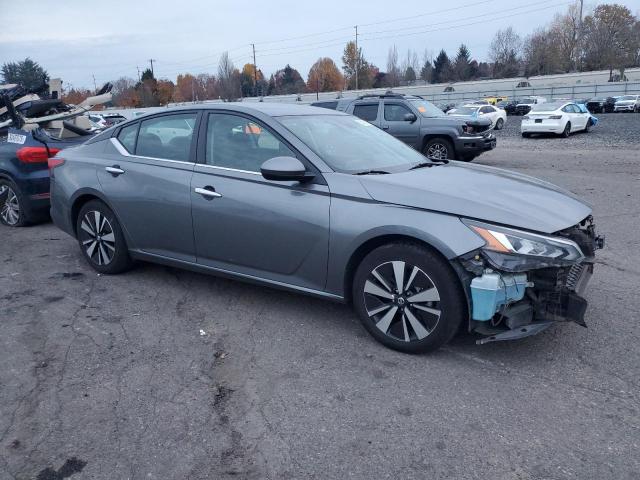 Nissan Altima Sv Image 7