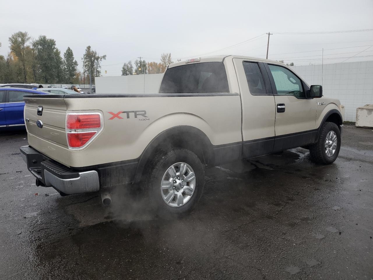 Ford F-150 Super Cab Image 7