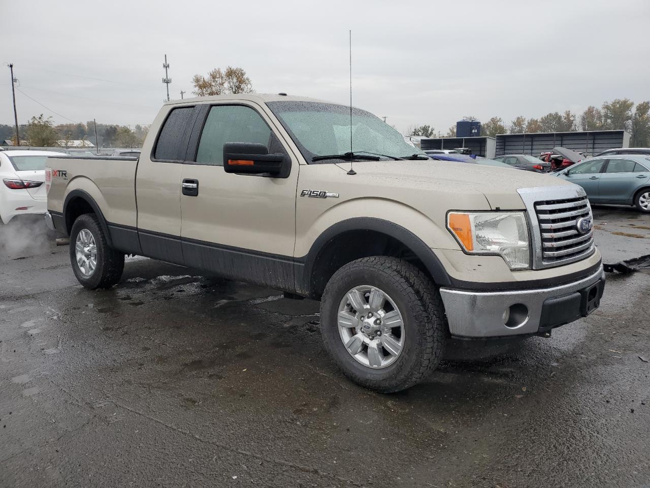 Ford F-150 Super Cab Image 8