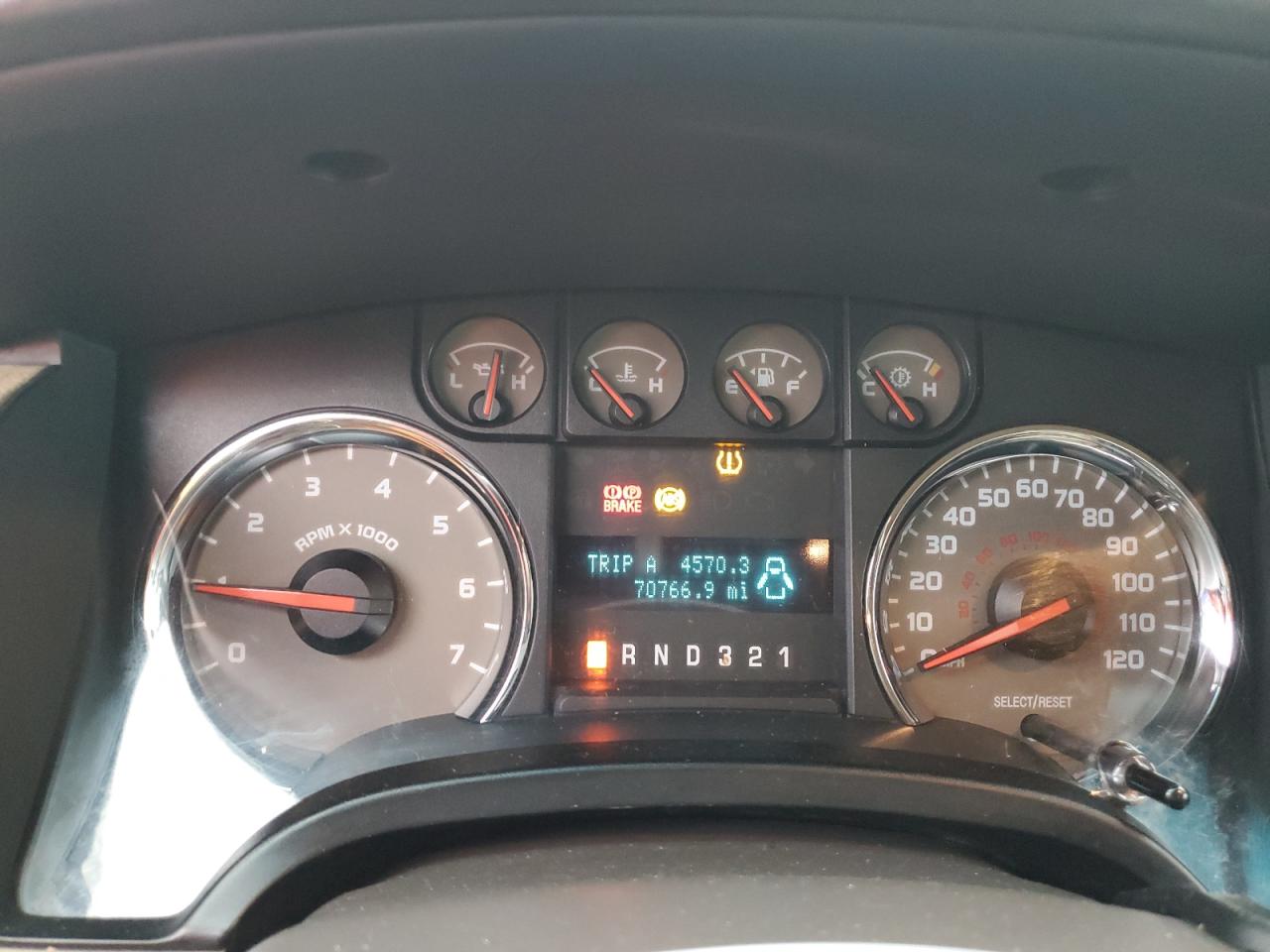 Ford F-150 Super Cab Image 11