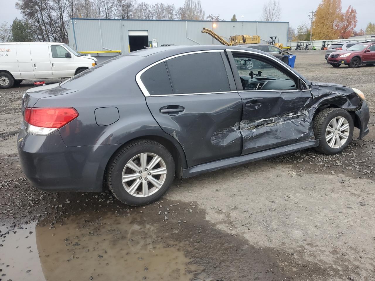 Subaru Legacy 2.5i Premium Image 9