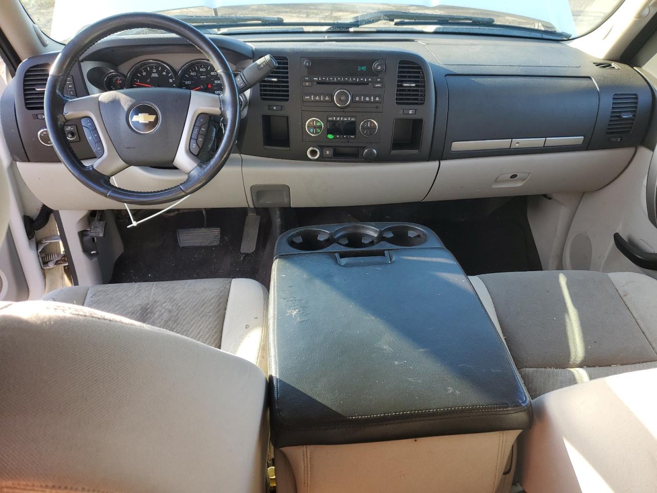 Chevrolet Silverado C1500 Lt Image 3