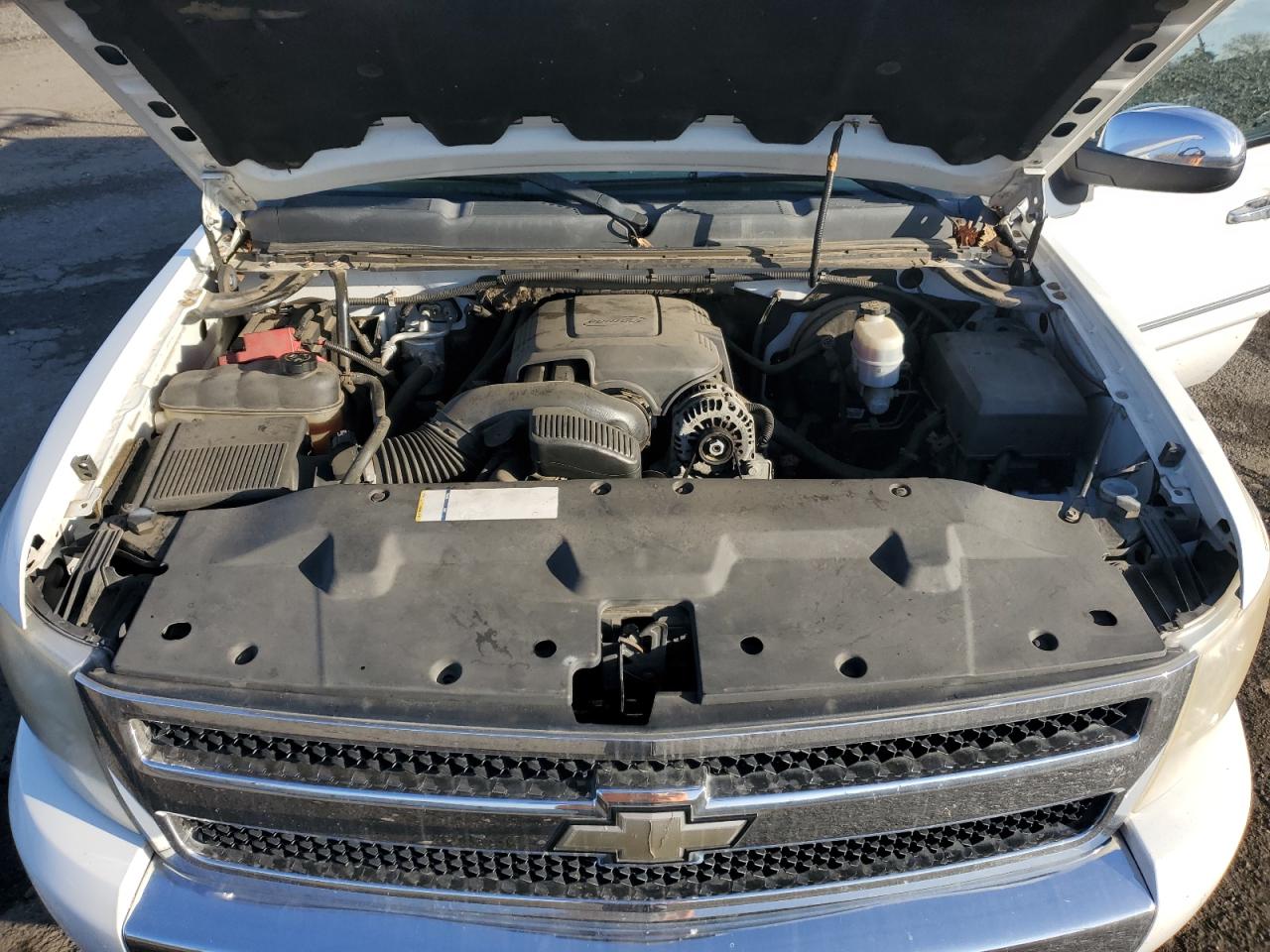 Chevrolet Silverado C1500 Lt Image 9