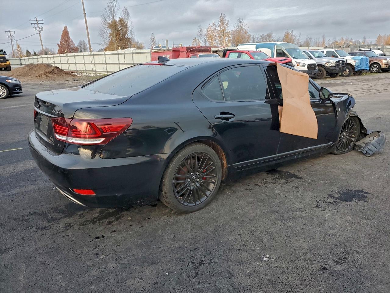 Lexus LS 460 Image 6