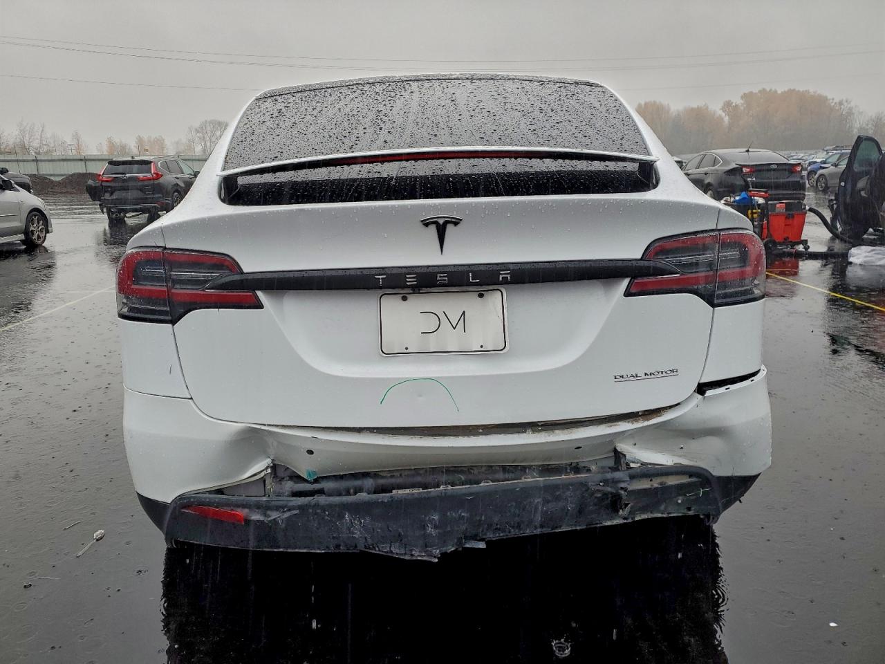 Tesla Model X Image 11
