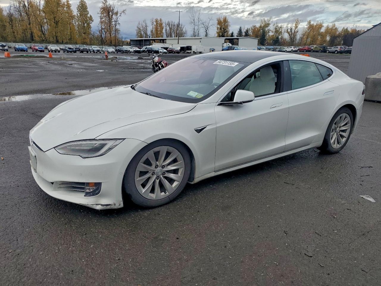 Tesla Model S Image 1
