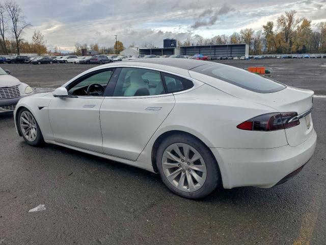 Tesla Model S Image 3
