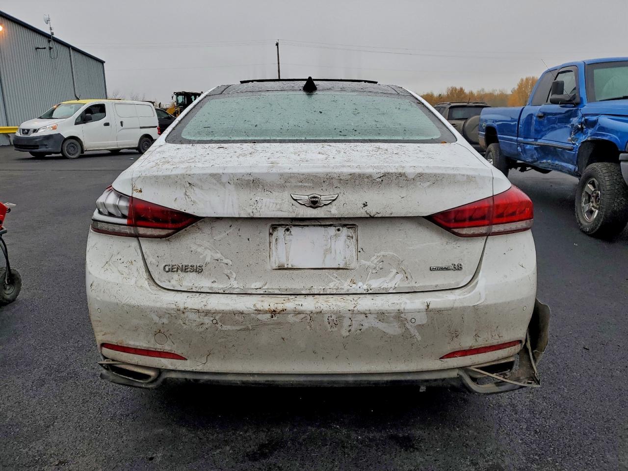 Hyundai Genesis 3.8l Image 10