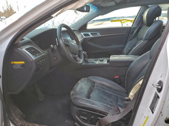 Hyundai Genesis 3.8l Image 6