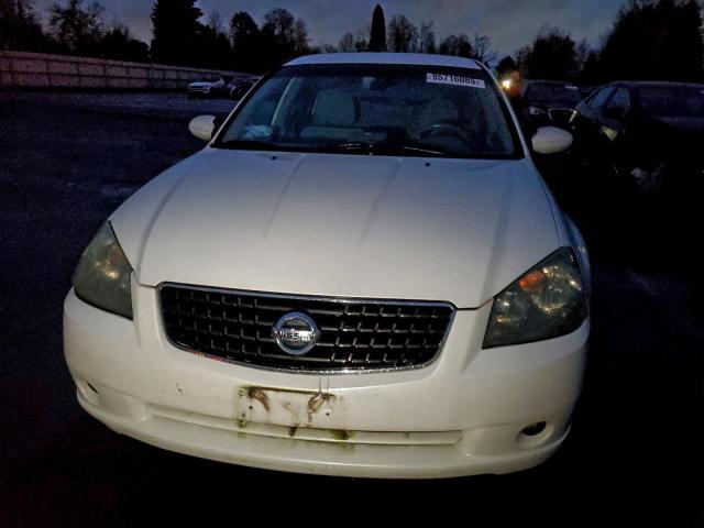 Nissan Altima S Image 4