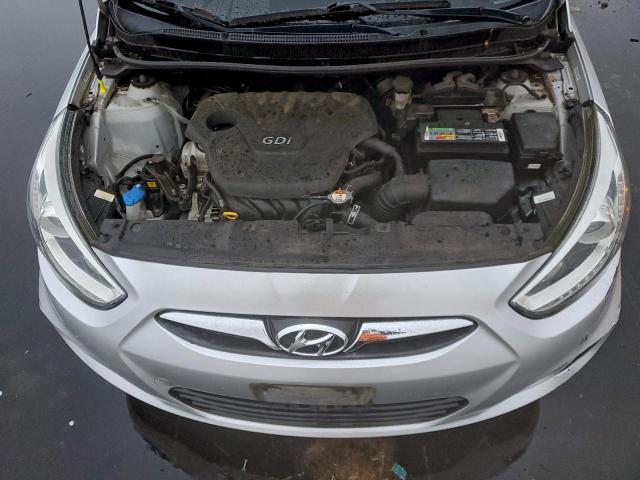 Hyundai ACCENT Gls Image 11