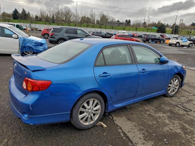 Toyota Corolla Base Image 9